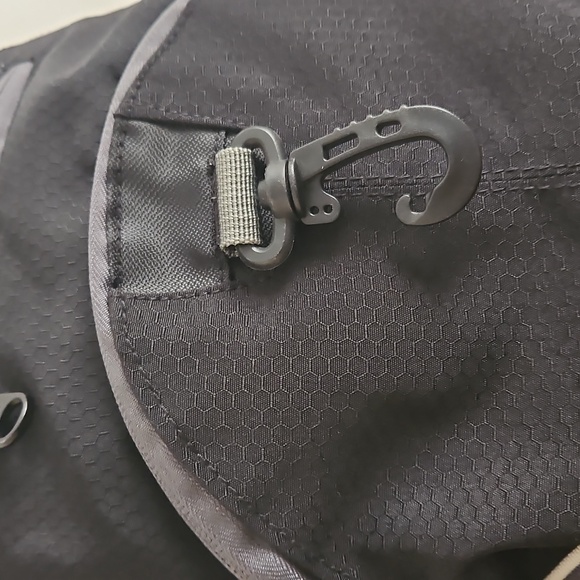 High Sierra Backpack. - Picture 6 of 11